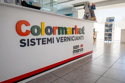 Il negozio Color Market: reparti, tintometro, showroom e consulenza, foto 2 di 17